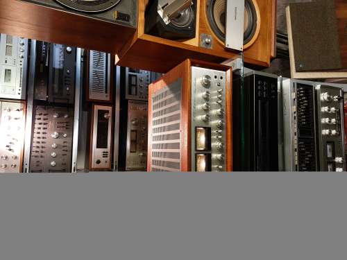NAD 200 Verstärker-Monster im woodcase England 1975
